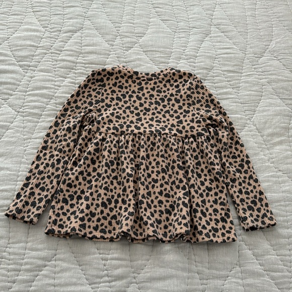 Kids shirt cat & jack - Picture 3 of 4